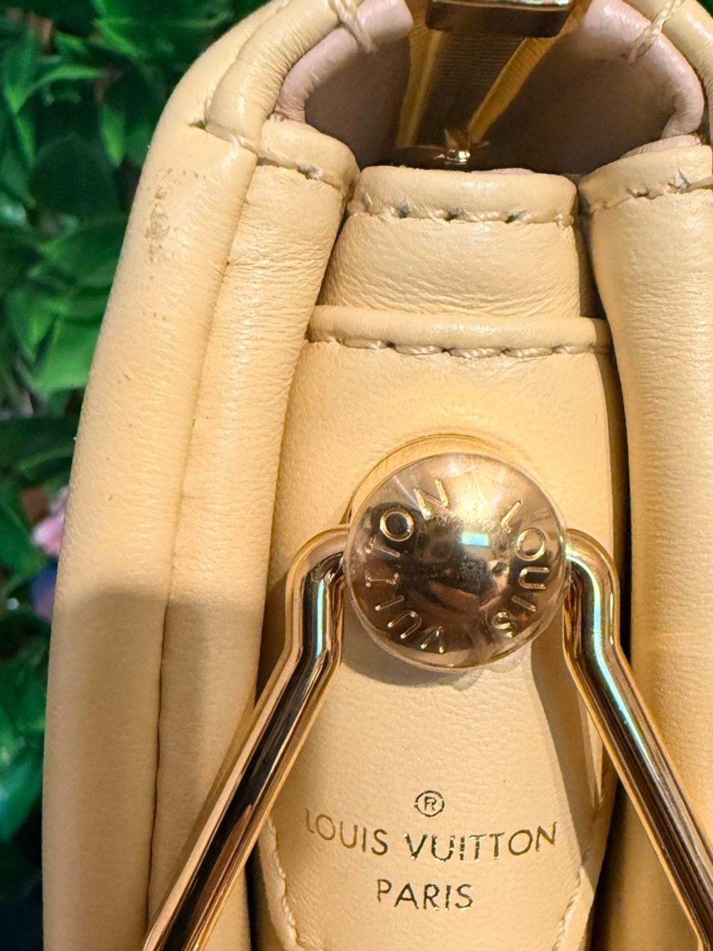 Louis Vuitton Pale Yellow Leather Monogram Coussin PM Crossbody shoulder Bag - Picture 17 of 17